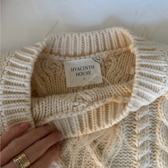 Women’s Ivory Cable-Knit Fringe Crewneck Sweater - Picture 5 of 5